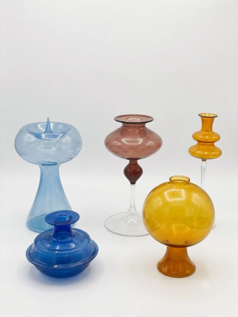 Lot de 5 vases anciens en verre fin de Lauscha et Thuringe mid-century